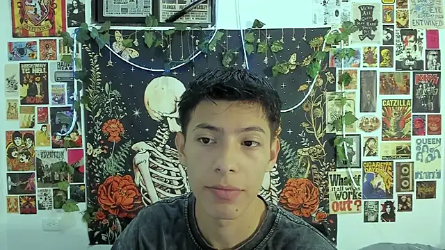 Snapshot of alextop_ chatting on February 28, 2026, 3:28 am alextop online show from February 28, 2026, 3:28 am