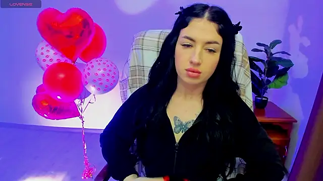 Snapshot of milanasky5 chatting on February 12, 2026, 2:06 pm milanasky5 online show from February 12, 2026, 2:06 pm