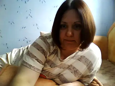 Snapshot of LockyCharm111 chatting on July 9, 2026, 3:44 pm LockyCharm111 online show from July 9, 2026, 3:44 pm