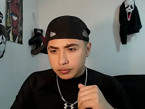 Snapshot of david_hot_crazy chatting on March 19, 2026, 12:10 am david hot crazy online show from March 19, 2026, 12:10 am