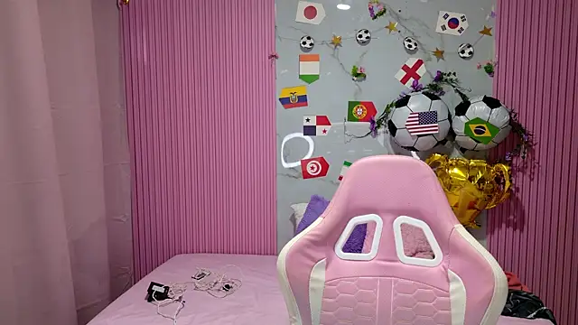 Sophie19   online show from July 3, 2026, 11:17 am