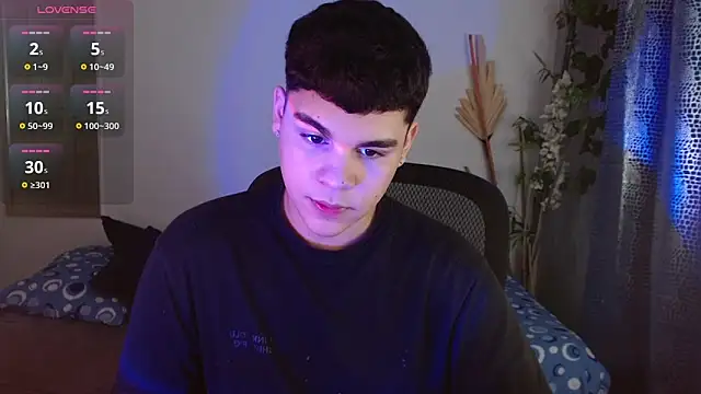 eithan jonnes online show from March 28, 2026, 9:38 pm