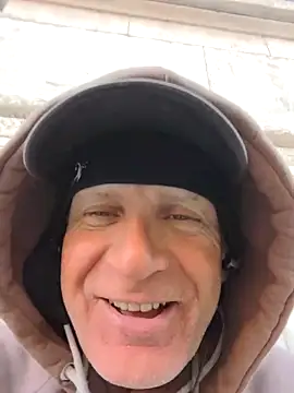 sk8brd snwbrd no snitch online show from May 3, 2026, 4:54 pm