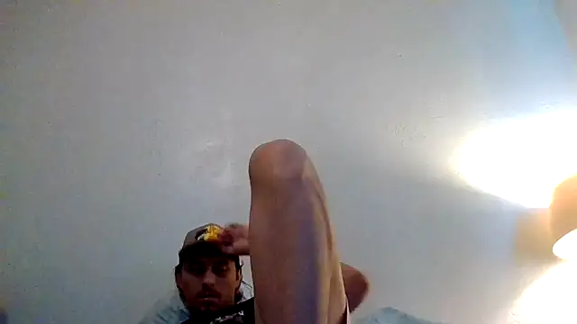 Tallhungandcloudy online show from February 14, 2026, 6:52 pm