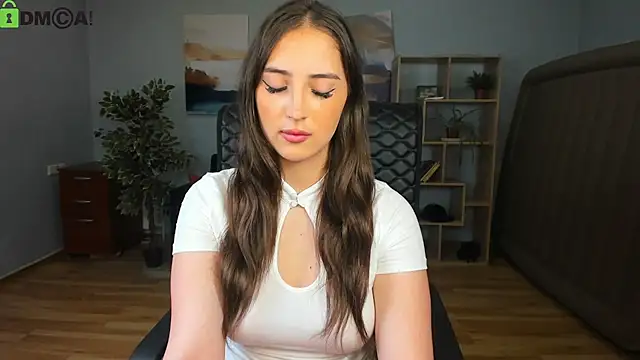 Snapshot of Effy_Royse chatting on June 25, 2026, 5:34 am Effy Royse online show from June 25, 2026, 5:34 am