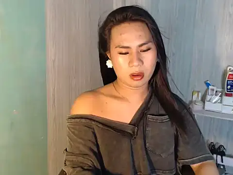 Snapshot of mauie69 chatting on June 18, 2026, 10:26 pm mauie69 online show from June 18, 2026, 10:26 pm