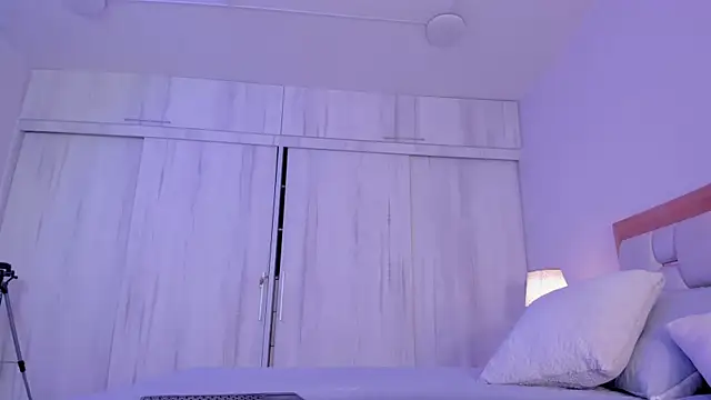 Bunny Blush1 online show from April 7, 2026, 7:15 pm