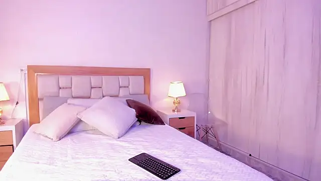 Bunny Blush1 online show from April 10, 2026, 7:21 pm