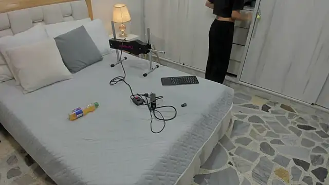 Bunny Blush1 online show from April 13, 2026, 7:07 pm