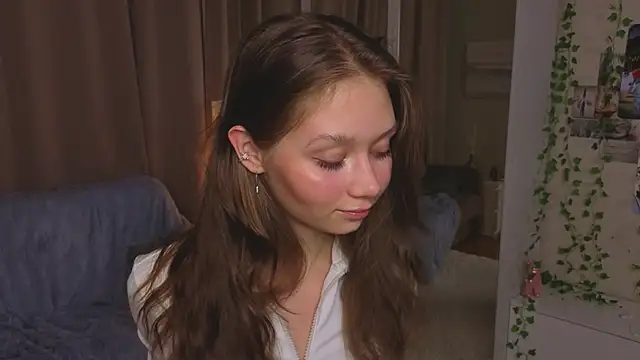 HolliBillig online show from February 13, 2026, 7:25 pm