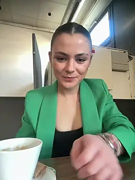 alwayshornyvivi online show from March 5, 2026, 10:12 am