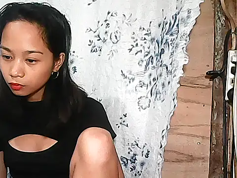 Snapshot of Asianpinay_Skinny1818 chatting on February 10, 2026, 10:42 pm Asianpinay Skinny1818 online show from February 10, 2026, 10:42 pm