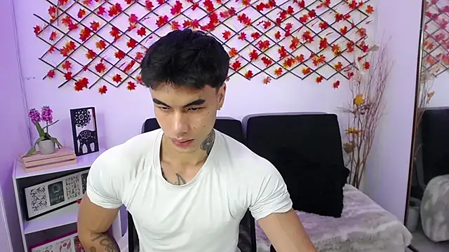 Snapshot of IanWest_ chatting on February 25, 2026, 12:16 pm IanWest online show from February 25, 2026, 12:16 pm