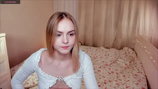 Snapshot of lillit_vivit chatting on February 24, 2026, 11:44 am lillit vivit online show from February 24, 2026, 11:44 am