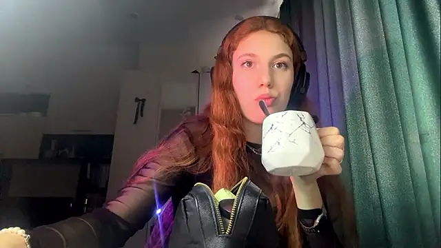 AliceCarrol online show from February 16, 2026, 2:16 pm