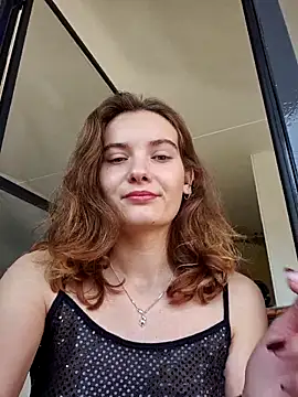 sweetsophie69 online show from March 18, 2026, 2:08 pm