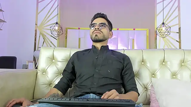 Snapshot of HotPulse_vc chatting on February 20, 2026, 12:29 pm HotPulse vc online show from February 20, 2026, 12:29 pm