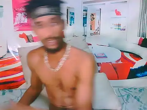 Snapshot of EroticPoison69 chatting on February 16, 2026, 5:44 pm EroticPoison69 online show from February 16, 2026, 5:44 pm