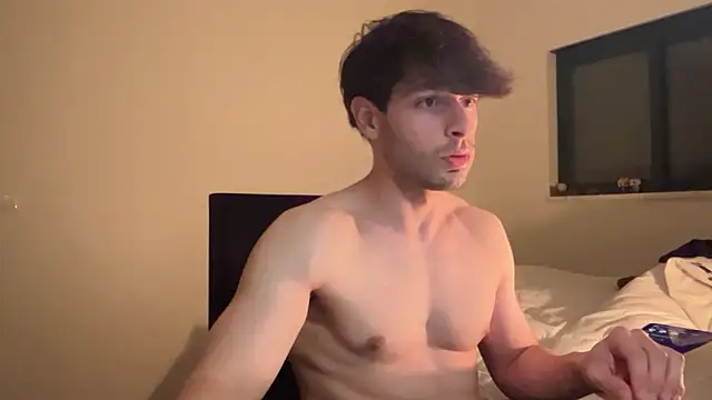 Leo Justin25 online show from February 12, 2026, 1:05 am