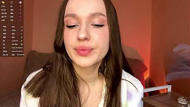 LilliHudons online show from February 13, 2026, 9:20 am