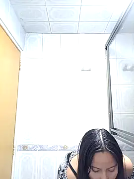 Snapshot of Mei_hells chatting on February 24, 2026, 8:21 pm Mei hells online show from February 24, 2026, 8:21 pm