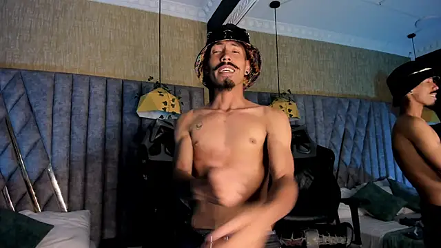 NoaahTylor online show from March 20, 2026, 7:37 pm