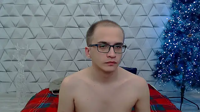 Pure Aura online show from February 26, 2026, 9:26 pm