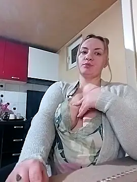 HotStepmommy4 online show from March 11, 2026, 10:48 pm