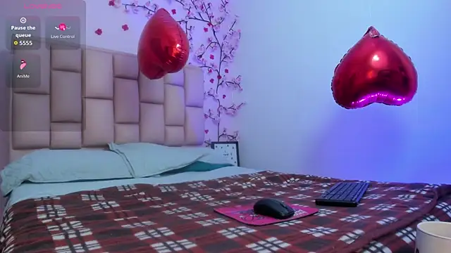 emma cg online show from April 4, 2026, 2:56 pm