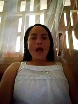 molly-xx online show from May 16, 2026, 2:54 am