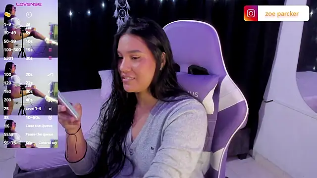 ZoeParcker online show from March 9, 2026, 7:28 pm