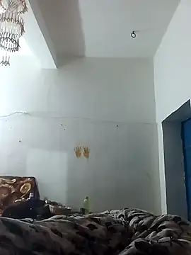 Snapshot of Anjli_hote chatting on February 24, 2026, 10:21 pm Anjli hote online show from February 24, 2026, 10:21 pm