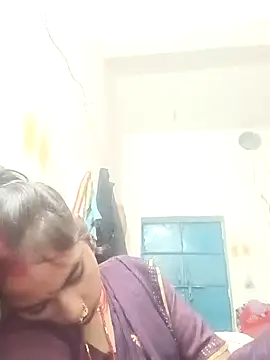 Snapshot of Anjli_hote chatting on February 13, 2026, 6:52 pm Anjli hote online show from February 13, 2026, 6:52 pm