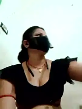 Snapshot of karishma_Bhabhi chatting on February 28, 2026, 12:10 am karishma Bhabhi online show from February 28, 2026, 12:10 am