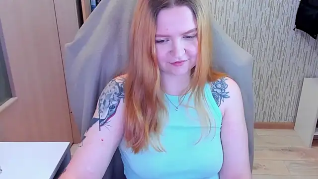 AnitaXVine online show from March 22, 2026, 5:47 pm