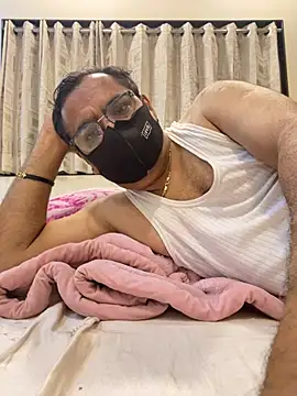 Snapshot of maleattention chatting on February 26, 2026, 5:02 pm maleattention online show from February 26, 2026, 5:02 pm