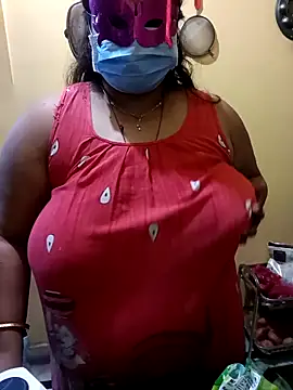 Snapshot of 02Roshni chatting on February 24, 2026, 11:33 am 02Roshni online show from February 24, 2026, 11:33 am