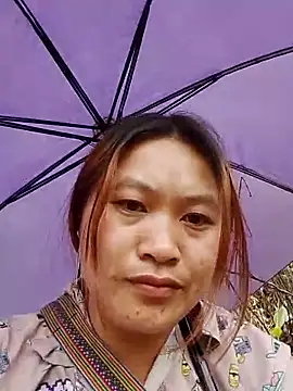 bany-lee online show from May 7, 2026, 2:27 am