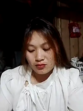 bany-lee online show from April 22, 2026, 1:40 pm