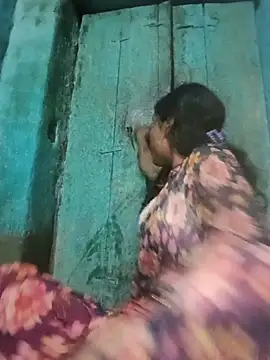 Desi Couple P online show from July 2, 2026, 3:40 pm