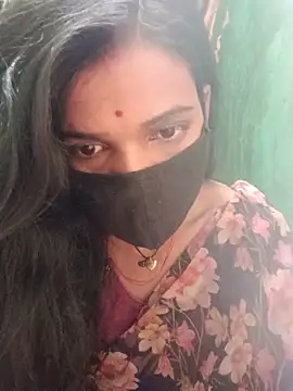 Desi Couple P online show from June 14, 2026, 1:24 am