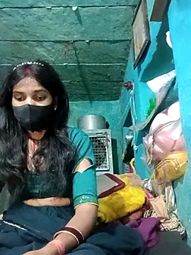 Snapshot of Desi_Couple_P chatting on February 23, 2026, 4:03 am Desi Couple P online show from February 23, 2026, 4:03 am