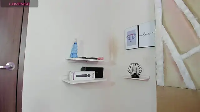 Chhloe69 online show from February 27, 2026, 12:38 pm