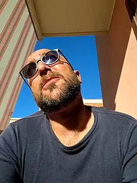 cetriolino online show from April 8, 2026, 6:26 am