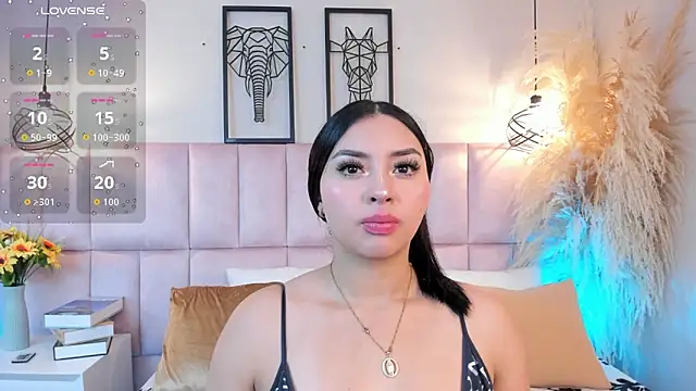 Snapshot of Ary_evans__ chatting on February 26, 2026, 12:16 pm Ary evans online show from February 26, 2026, 12:16 pm