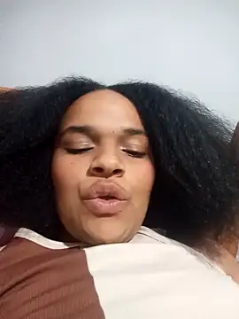 Snapshot of sexygirlatin chatting on February 25, 2026, 7:19 am sexygirlatin online show from February 25, 2026, 7:19 am