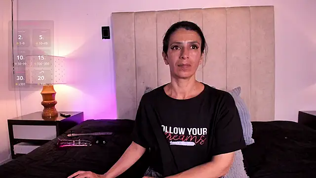 MissMilf  online show from May 30, 2026, 8:03 pm