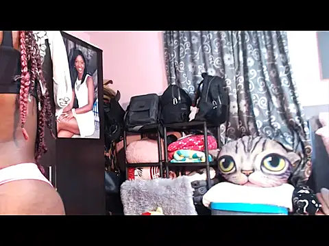 alanalaurent15 online show from February 16, 2026, 12:04 pm