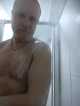 hamandcheece69 online show from February 17, 2026, 7:11 pm