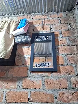 Juli Powl online show from April 13, 2026, 9:46 am